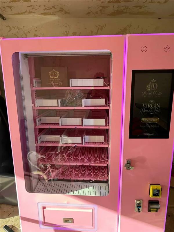 Lavish Dollz Beauty Studio — Smart Vending Machine powered by Raspberry Pi